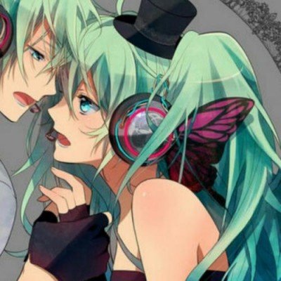 美女COS《巫师3》叶奈法惊艳绝伦 白嫩香肩紫眸勾人